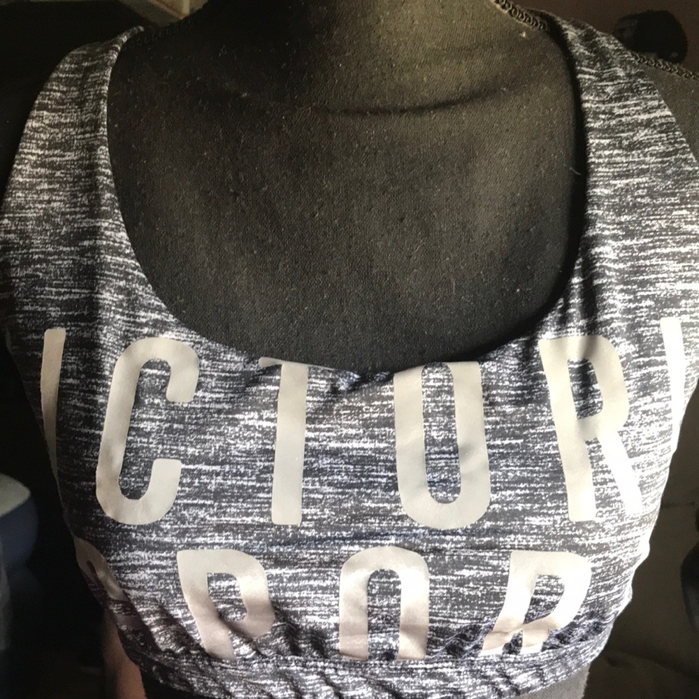 {$8 BUNDLED} VICTORIA’S SECRET SPORT Black Silver Gray White Sports Bra